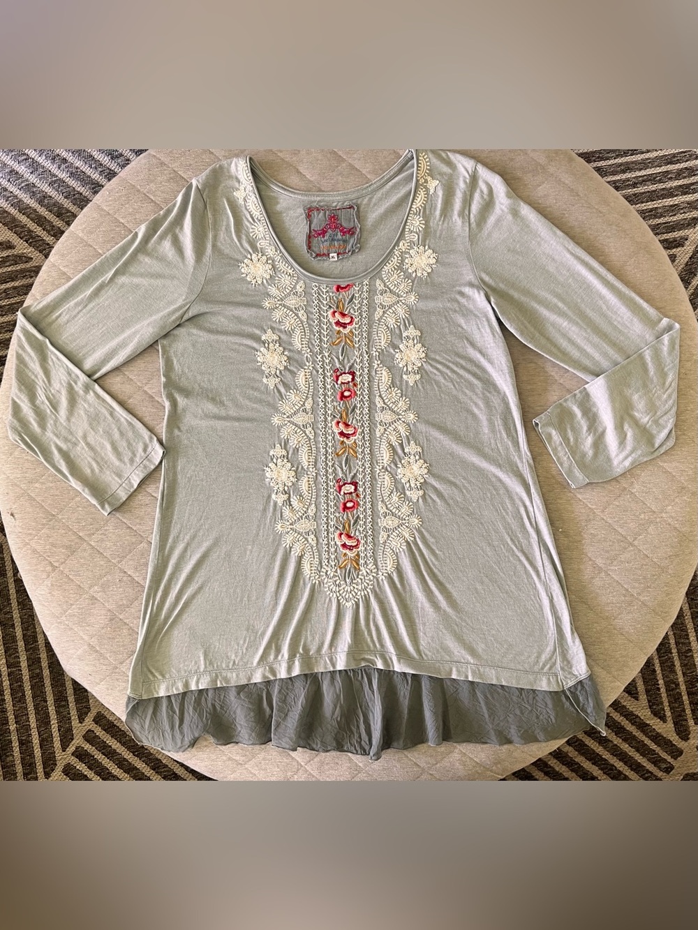 Johnny Was XL Embroidered Gray Long Sleeve Tunic